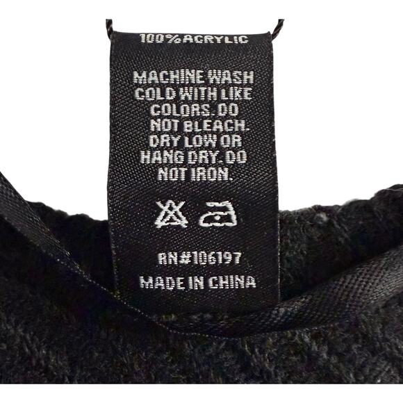 NWT Young USA Black & White Plaid Houndstooth Poncho Shawl Wrap Fringe OSFM - Picture 5 of 5